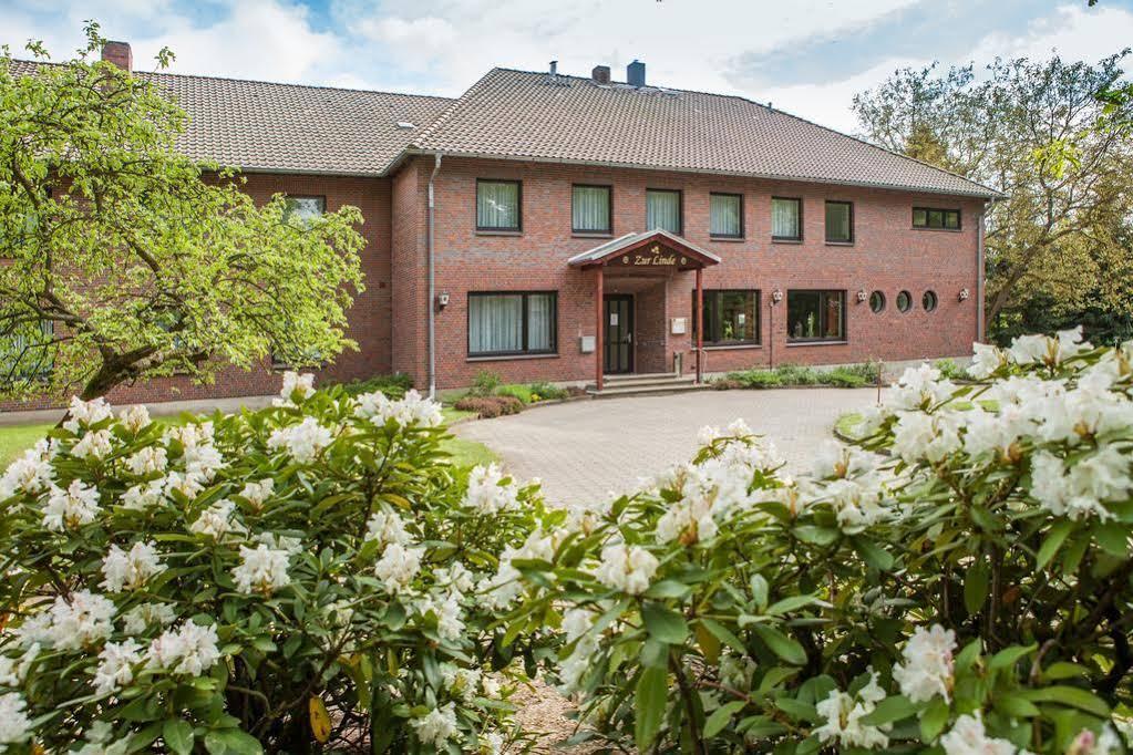 Hotel-Restaurant Zur Linde Altenmedingen المظهر الخارجي الصورة